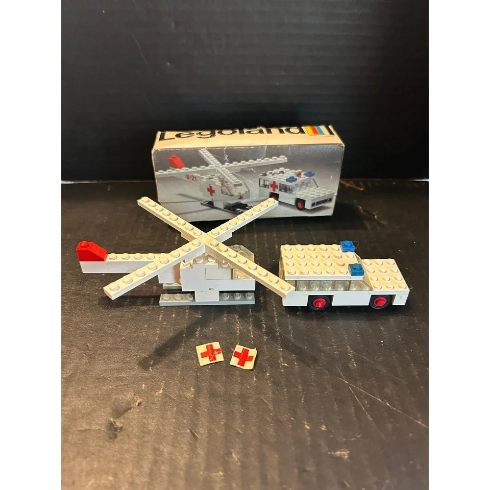 Vintage Lego 653 Rescue Units ambulance helicopter Legoland 653-1 Orig Box